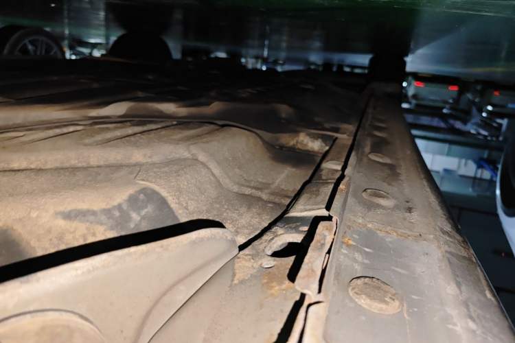 Used Honda City Classic 2012 1.5L manual Comfort version Chassis Rear Left