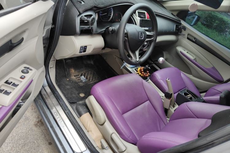 Used Honda City Classic 2012 1.5L manual Comfort version Driver Seat