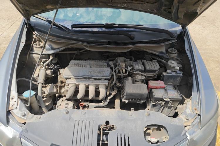 Used Honda City Classic 2012 1.5L manual Elite Edition Engine Bay
