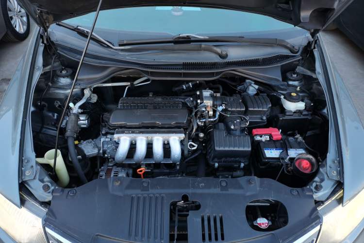Used Honda City Classic 2012 1.5L Automatic Elite Edition Engine Bay