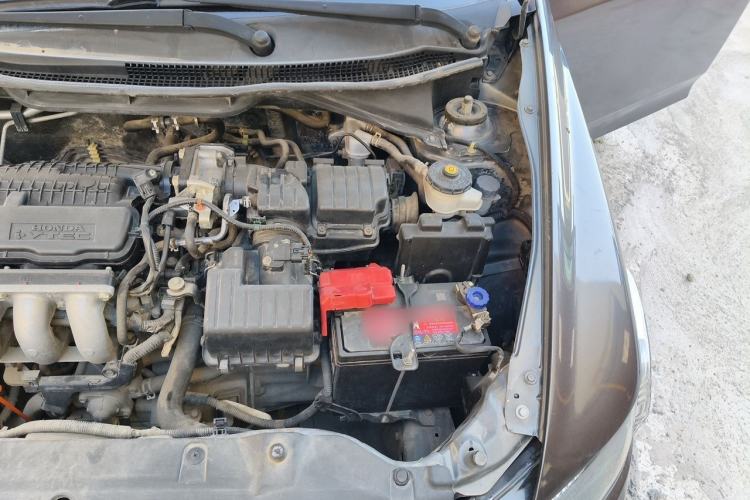 Used Honda City Classic 2012 1.5L manual Elite Edition Engine Bay Left