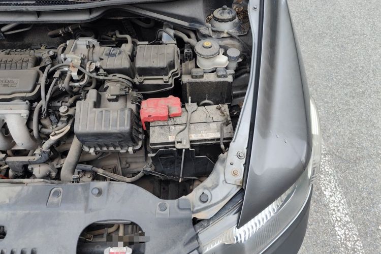 Used Honda City Classic 2012 1.5L manual Comfort version Engine Bay Left