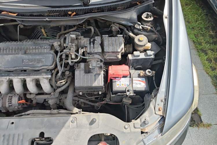 Used Honda City Classic 2012 1.5L Automatic Elite Edition Engine Bay Left