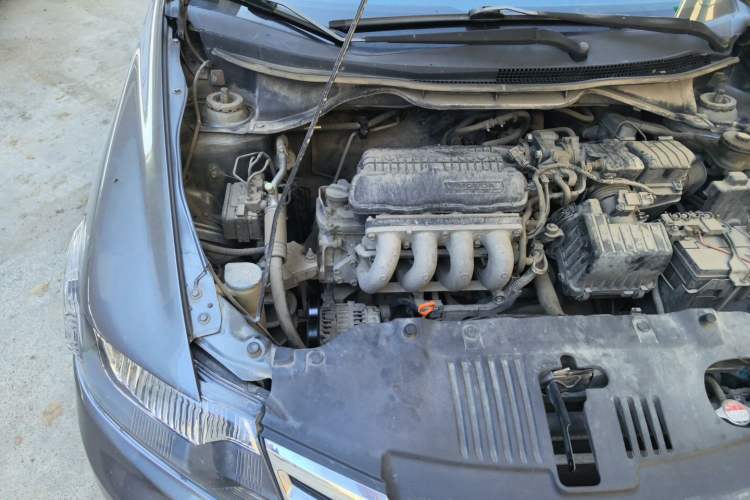 Used Honda City Classic 2012 1.5L manual Comfort version Engine Bay Right