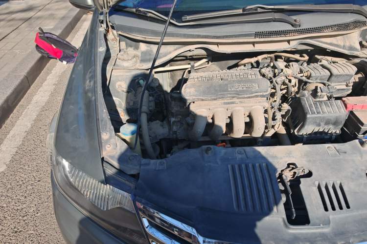 Used Honda City Classic 2012 1.5L manual Comfort version Engine Bay Right