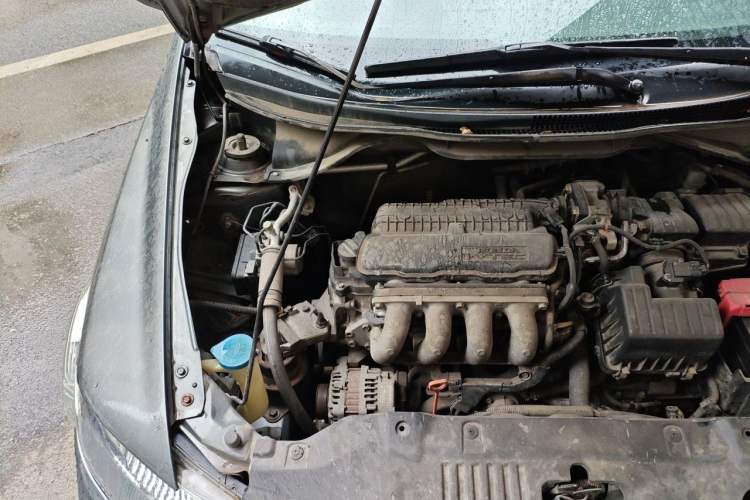 Used Honda City Classic 2012 1.5L Automatic Elite Edition Engine Bay Right