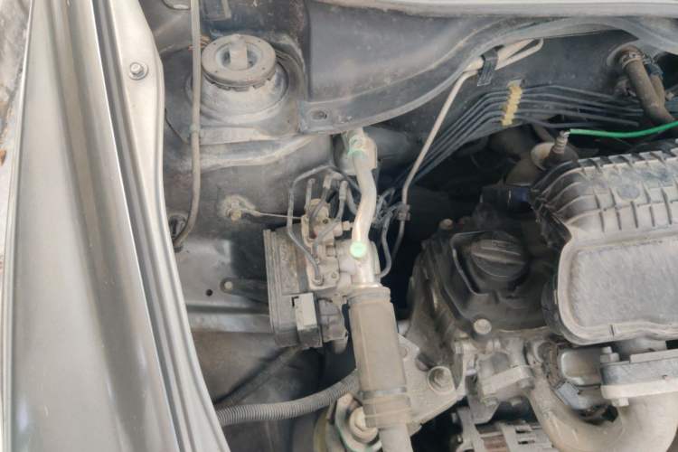 Used Honda City Classic 2012 1.5L manual Comfort version Engine Bay Right