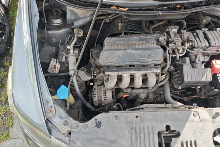 Used Honda City Classic 2012 1.5L Automatic Elite Edition Engine Bay Right