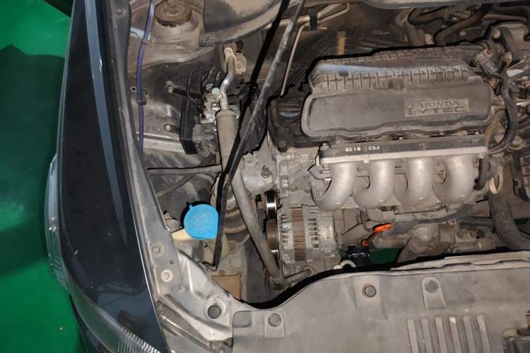 Used Honda City Classic 2012 1.5L manual Comfort version Engine Bay Right