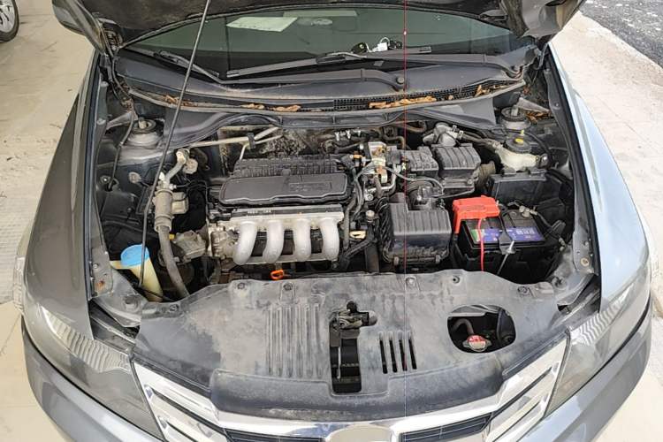 Used Honda City Classic 2012 1.5L Automatic Elite Edition Engine Bay