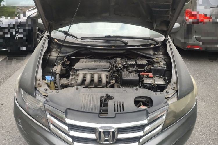 Used Honda City Classic 2012 1.5L manual Elite Edition Engine Bay