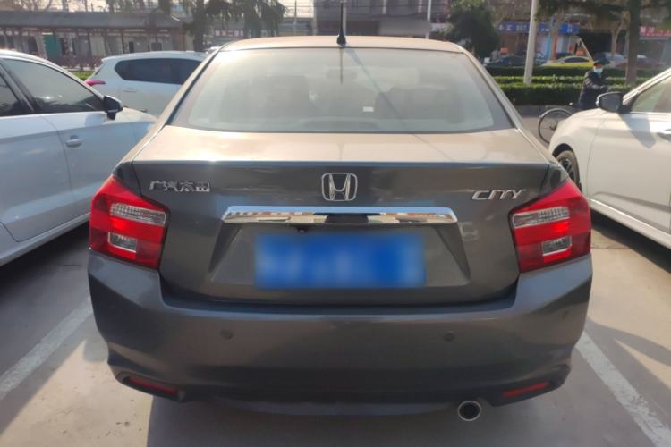 Used Honda City Classic 2012 1.5L Automatic Elite Edition Exterior 4