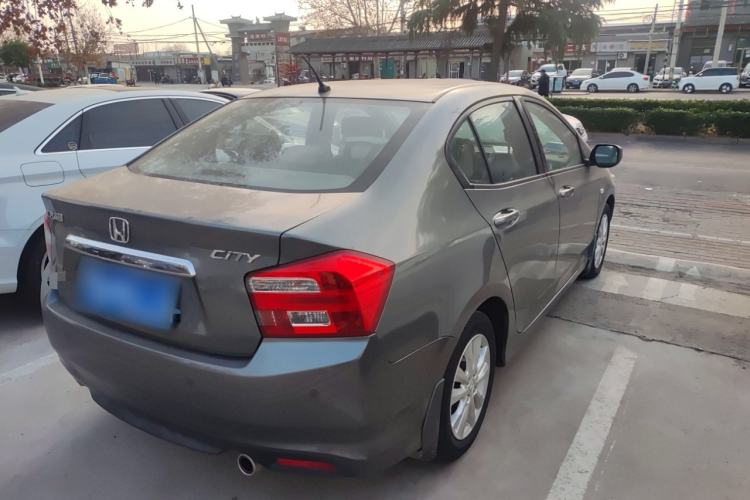 Used Honda City Classic 2012 1.5L Automatic Elite Edition Exterior 5
