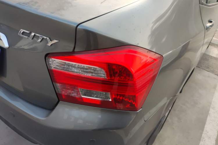 Used Honda City Classic 2012 1.5L Automatic Elite Edition Exterior 6