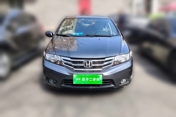 Used Honda City Classic 2012 1.5L manual Comfort version Front