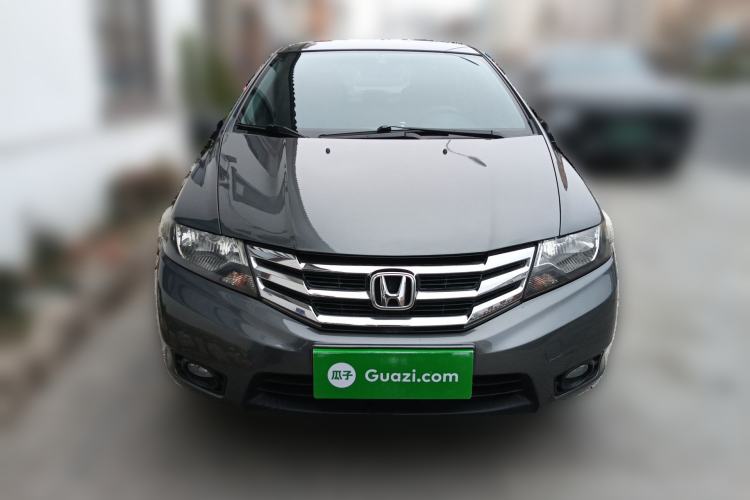 Used Honda City Classic 2012 1.5L manual Comfort version Front