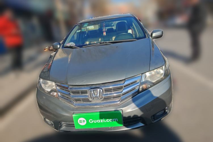 Used Honda City Classic 2012 1.5L manual Comfort version Front