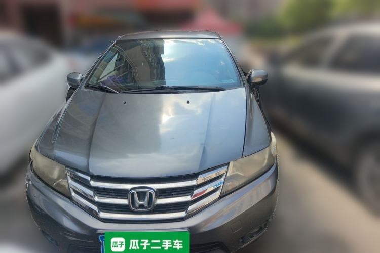 Used Honda City Classic 2012 1.5L manual Comfort version Front
