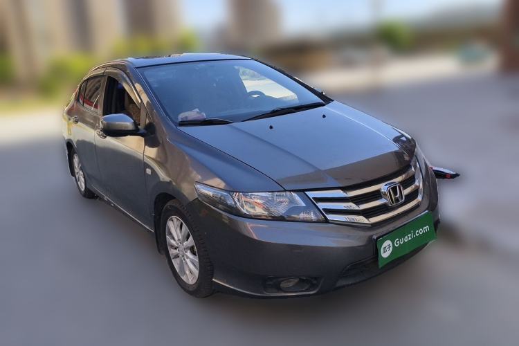 Used Honda City Classic 2012 1.5L manual Elite Edition Front Right 45 Deg