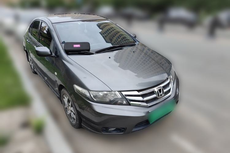 Used Honda City Classic 2012 1.5L manual Comfort version Front Right 45 Deg