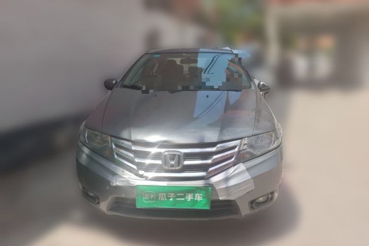 Used Honda City Classic 2012 1.5L manual Comfort version Front