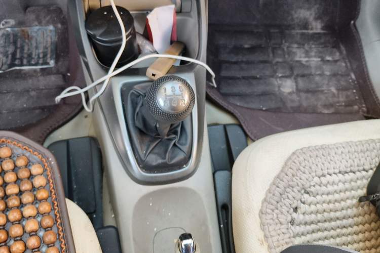 Used Honda City Classic 2012 1.5L manual Elite Edition Gear Lever