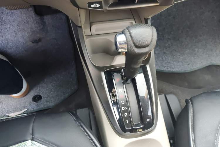 Used Honda City Classic 2012 1.5L Automatic Elite Edition Gear Lever