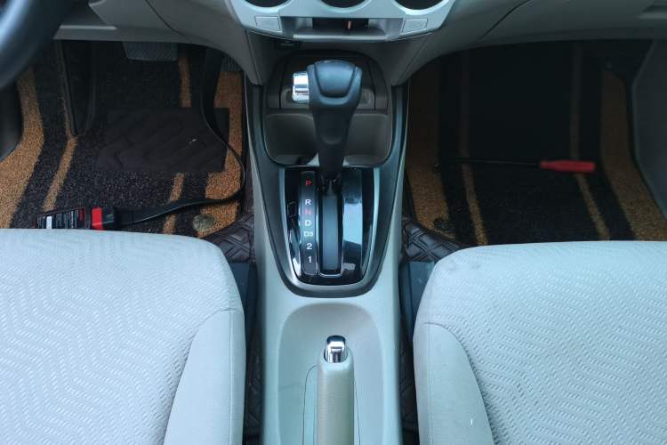 Used Honda City Classic 2012 1.5L Automatic Elite Edition Gear Lever