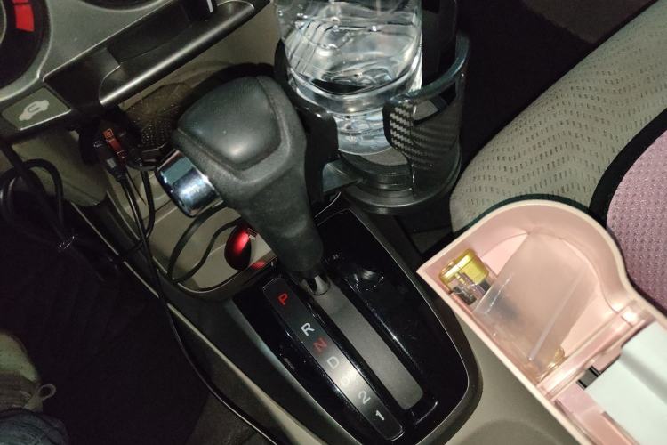 Used Honda City Classic 2012 1.5L Automatic Elite Edition Gear Lever