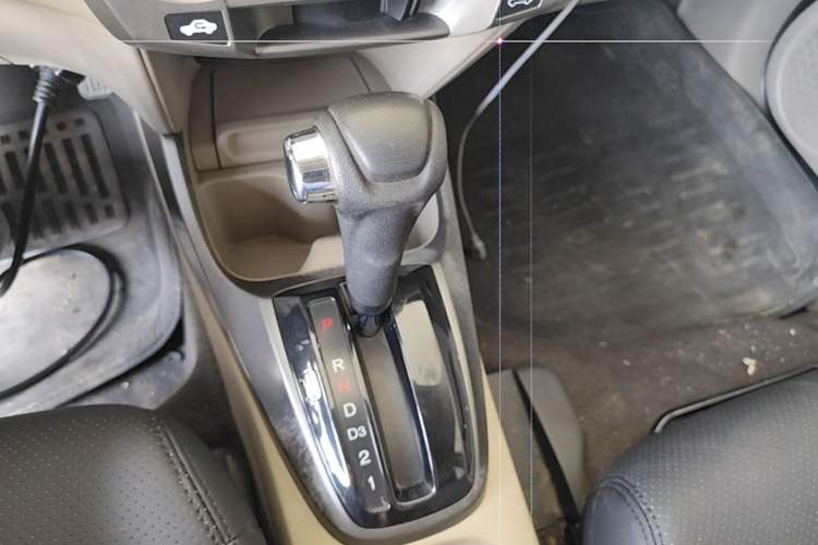 Used Honda City Classic 2012 1.5L Automatic Elite Edition Gear Lever