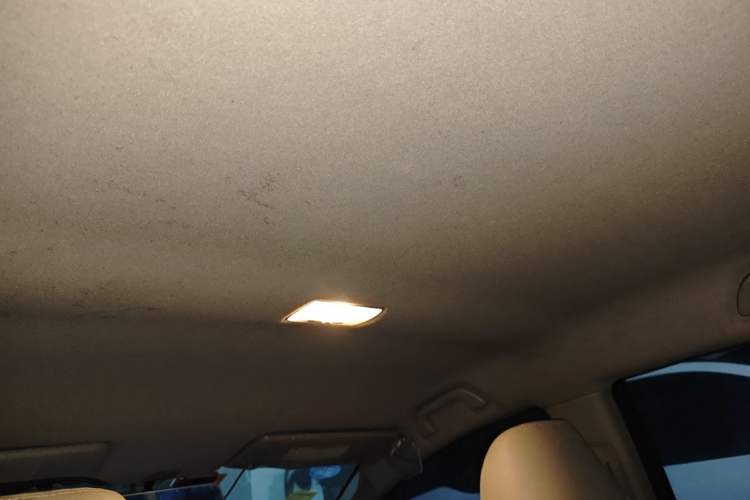 Used Honda City Classic 2012 1.5L manual Comfort version Headliner