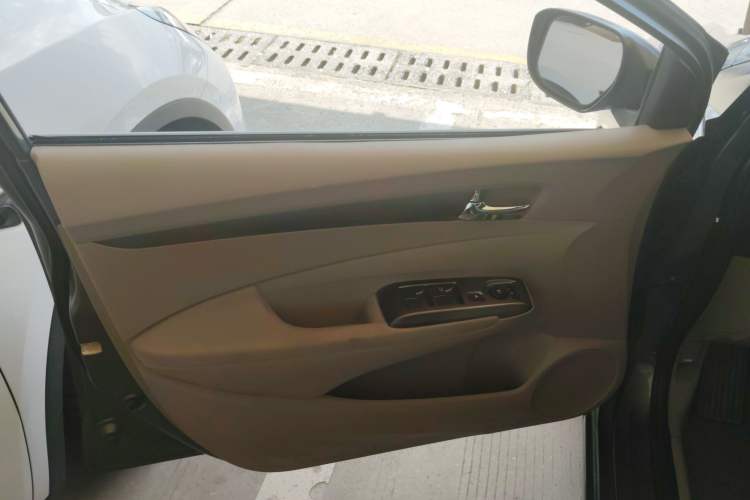 Used Honda City Classic 2012 1.5L Automatic Elite Edition Left Front Door Interior