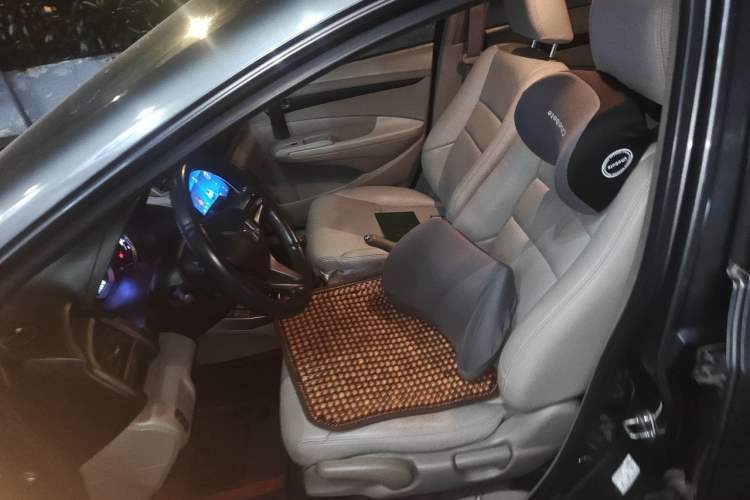 Used Honda City Classic 2012 1.5L manual Comfort version Left Front Seat