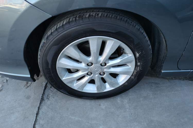 Used Honda City Classic 2012 1.5L Automatic Elite Edition Left Front Wheel Hub