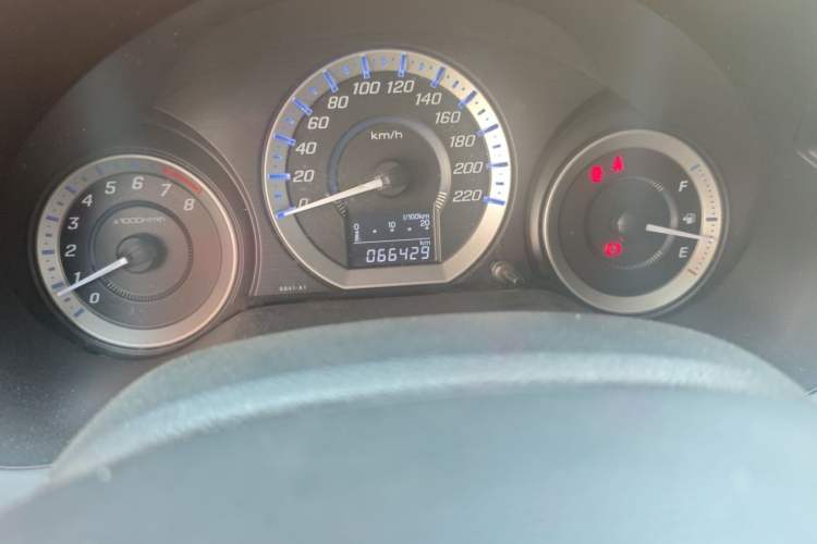 Used Honda City Classic 2012 1.5L manual Comfort version Odometer Close Up