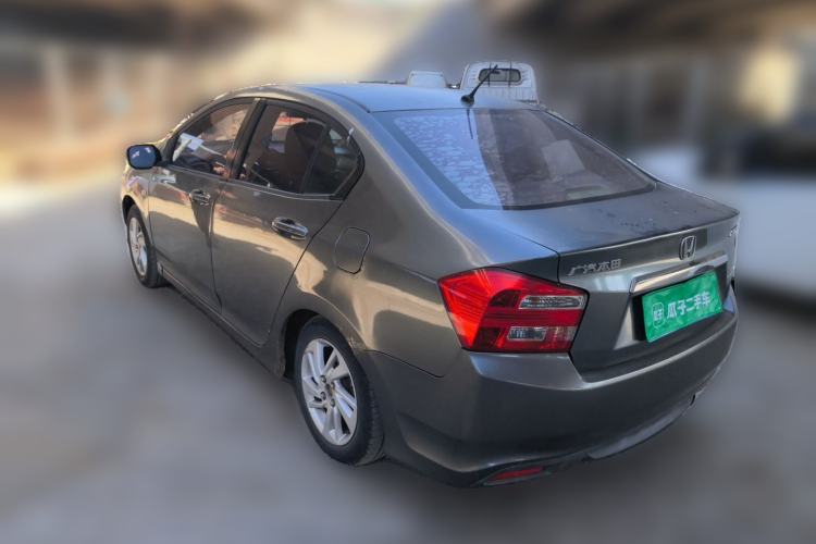 Used Honda City Classic 2012 1.5L manual Comfort version Rear Left 45 Deg