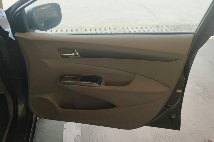 Used Honda City Classic 2012 1.5L Automatic Elite Edition Right Front Door Interior
