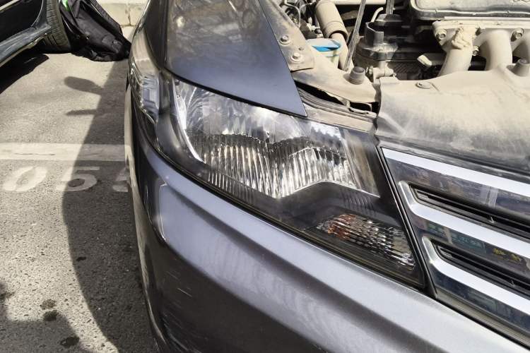 Used Honda City Classic 2012 1.5L manual Comfort version Right Front Headlight