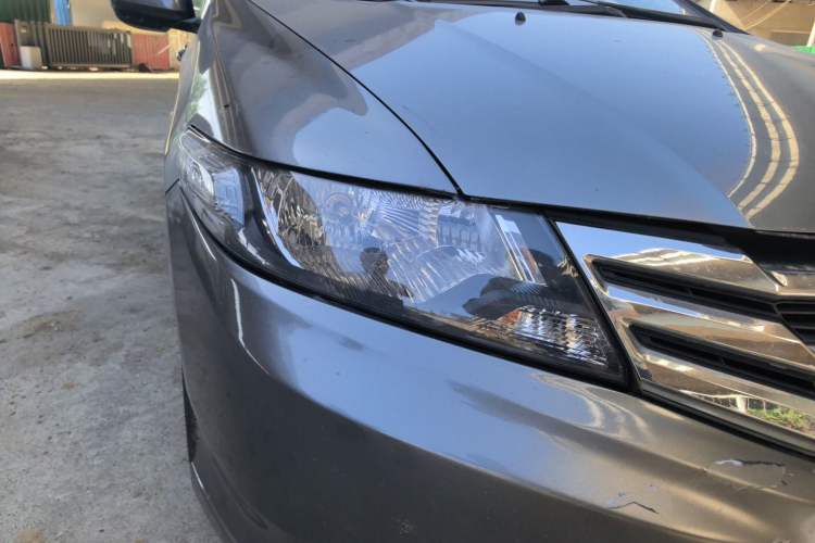 Used Honda City Classic 2012 1.5L manual Comfort version Right Front Headlight