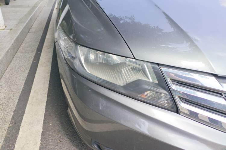Used Honda City Classic 2012 1.5L Automatic Elite Edition Right Front Headlight