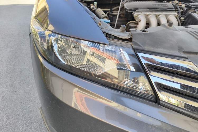 Used Honda City Classic 2012 1.5L manual Elite Edition Right Front Headlight
