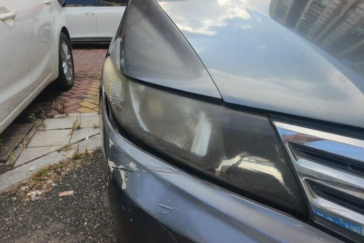 Used Honda City Classic 2012 1.5L manual Comfort version Right Front Headlight