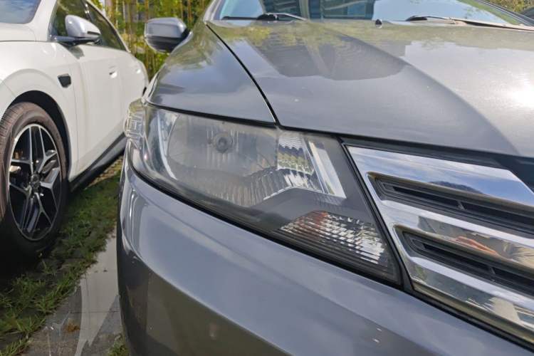 Used Honda City Classic 2012 1.5L Automatic Elite Edition Right Front Headlight