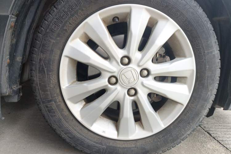 Used Honda City Classic 2012 1.5L Automatic Elite Edition Right Front Wheel Hub