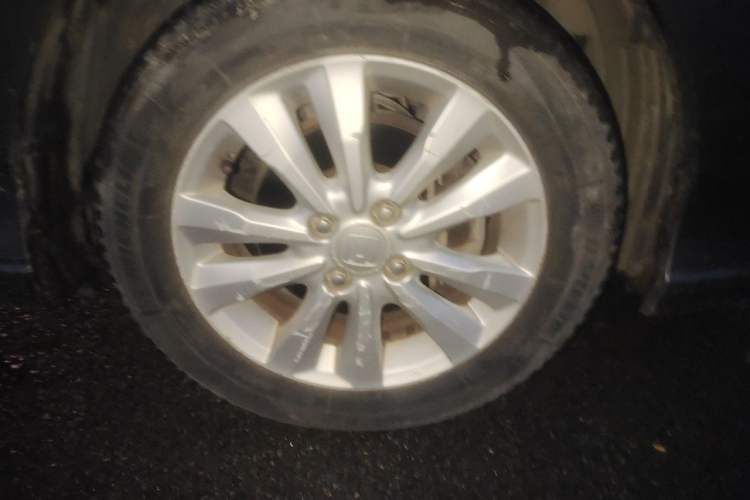 Used Honda City Classic 2012 1.5L Automatic Flagship Edition Right Front Wheel Hub