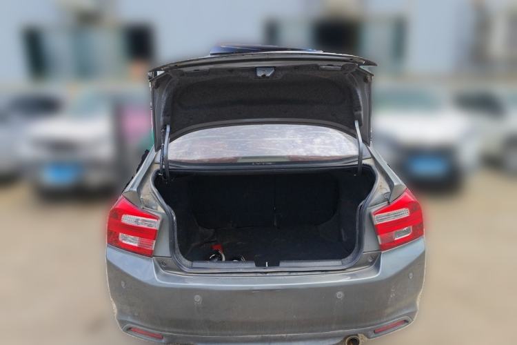 Used Honda City Classic 2012 1.5L manual Elite Edition Trunk
