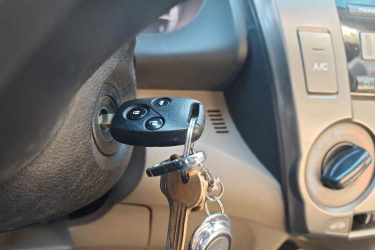 Used Honda City Classic 2012 1.5L manual Comfort version Vehicle Key
