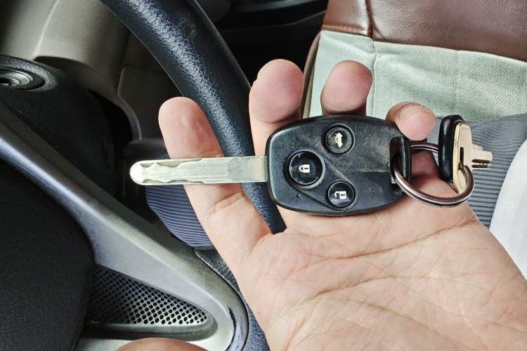 Used Honda City Classic 2012 1.5L manual Elite Edition Vehicle Key