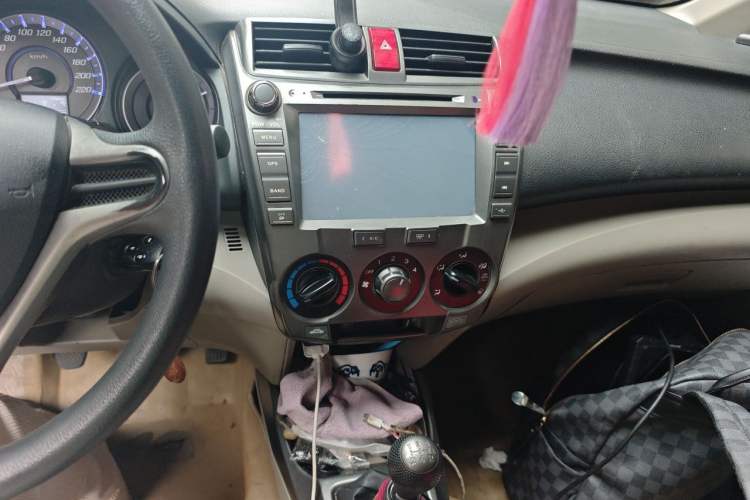 Used Honda City Classic 2012 1.5L manual Comfort version Audio And AC Panel