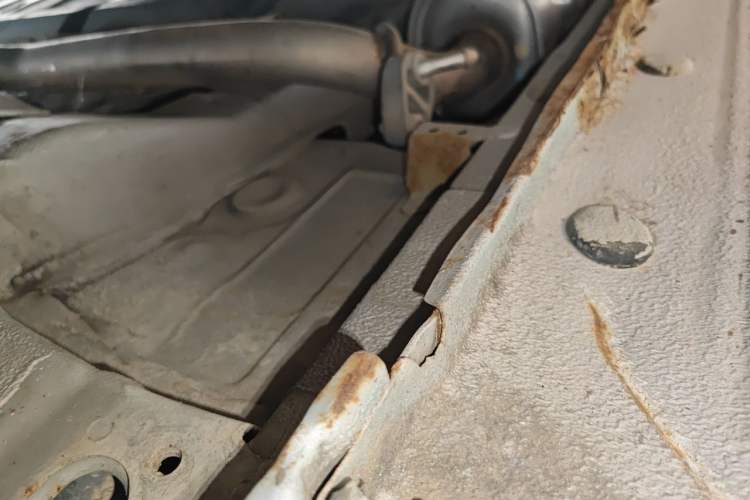 Used Honda City Classic 2012 1.5L manual Comfort version Chassis Front Right